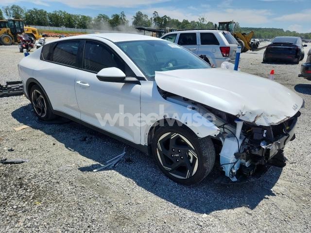 Photo 4 of 2025 KIA K4 EX (VIN 3KPFU4DE5SE006785)