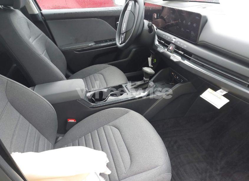 Photo 5 of 2025 Kia K4 EX (VIN 3KPFU4DE6SE061844)
