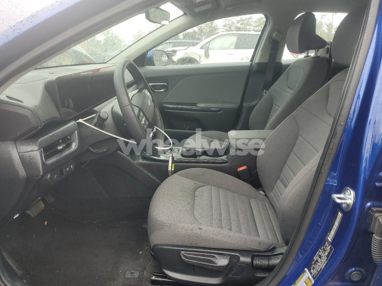 Photo 7 of 2025 KIA K4 EX (VIN 3KPFU4DE6SE079230)