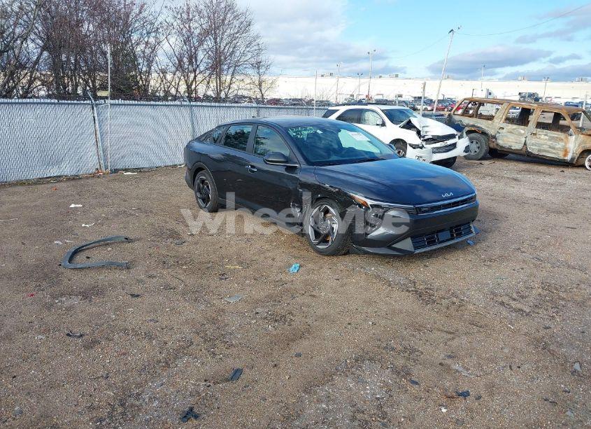 2025 Kia K4 EX (VIN 3KPFU4DE7SE019344) main photo