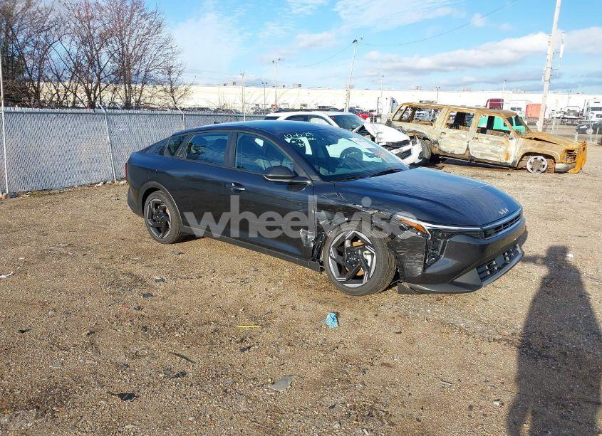 Photo 6 of 2025 Kia K4 EX (VIN 3KPFU4DE7SE019344)