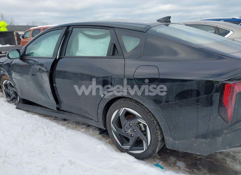 Photo 14 of 2025 Kia K4 EX (VIN 3KPFU4DE9SE014470)