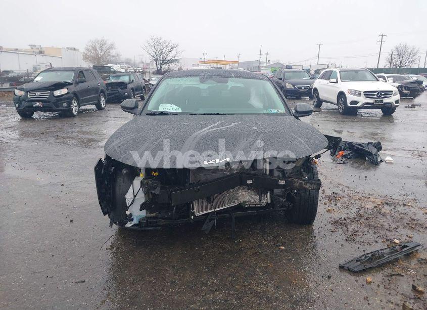 Photo 11 of 2025 Kia K4 EX (VIN 3KPFU4DE9SE020236)