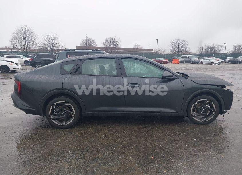 Photo 12 of 2025 Kia K4 EX (VIN 3KPFU4DE9SE020236)