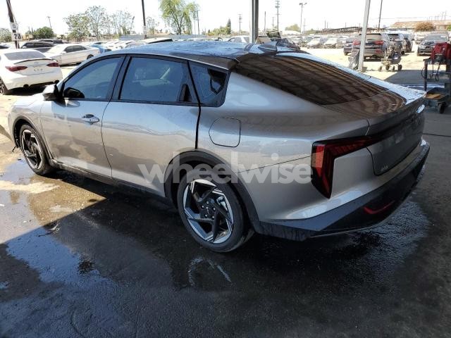 2025 KIA K4 EX (VIN 3KPFU4DEXSE124749) main photo