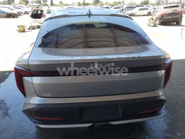 Photo 2 of 2025 KIA K4 EX (VIN 3KPFU4DEXSE124749)