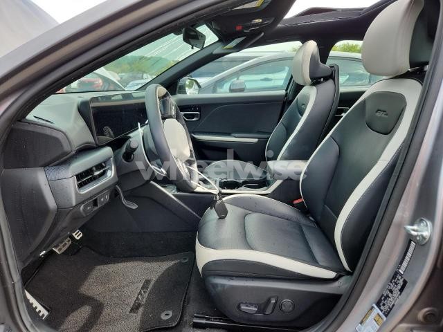 Photo 2 of 2025 KIA K4 GT-LINE TURBO (VIN 3KPFW4DC2SE089598)