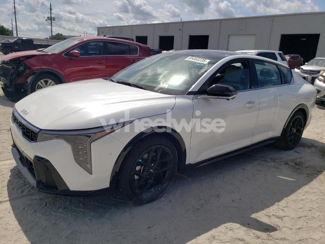 Photo 8 of 2025 KIA K4 GT-LINE TURBO (VIN 3KPFW4DC8SE113256)