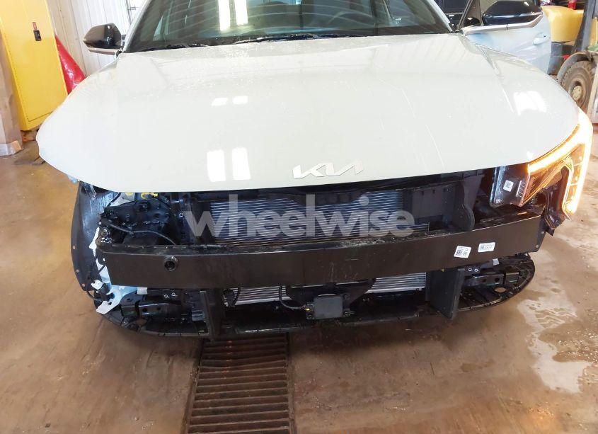 Photo 6 of 2025 Kia K4 GT-LINE (VIN 3KPFW4DE1SE073457)