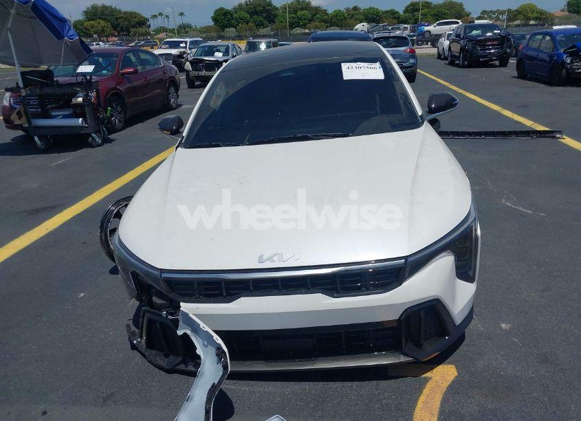 Photo 13 of 2025 Kia K4 GT-LINE (VIN 3KPFW4DE3SE037544)