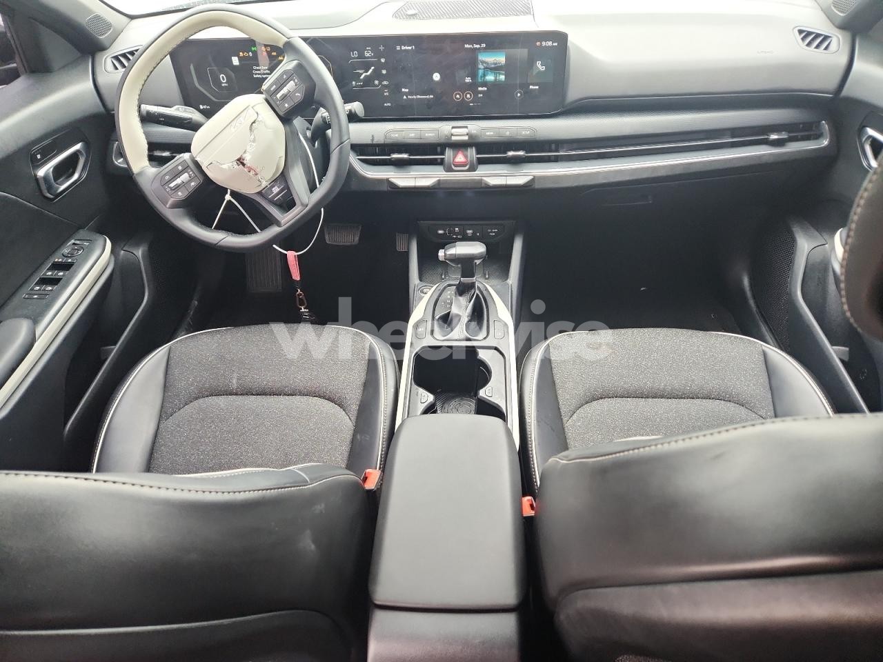 Photo 8 of 2025 KIA K4 GT LINE (VIN 3KPFW4DE4SE056152)