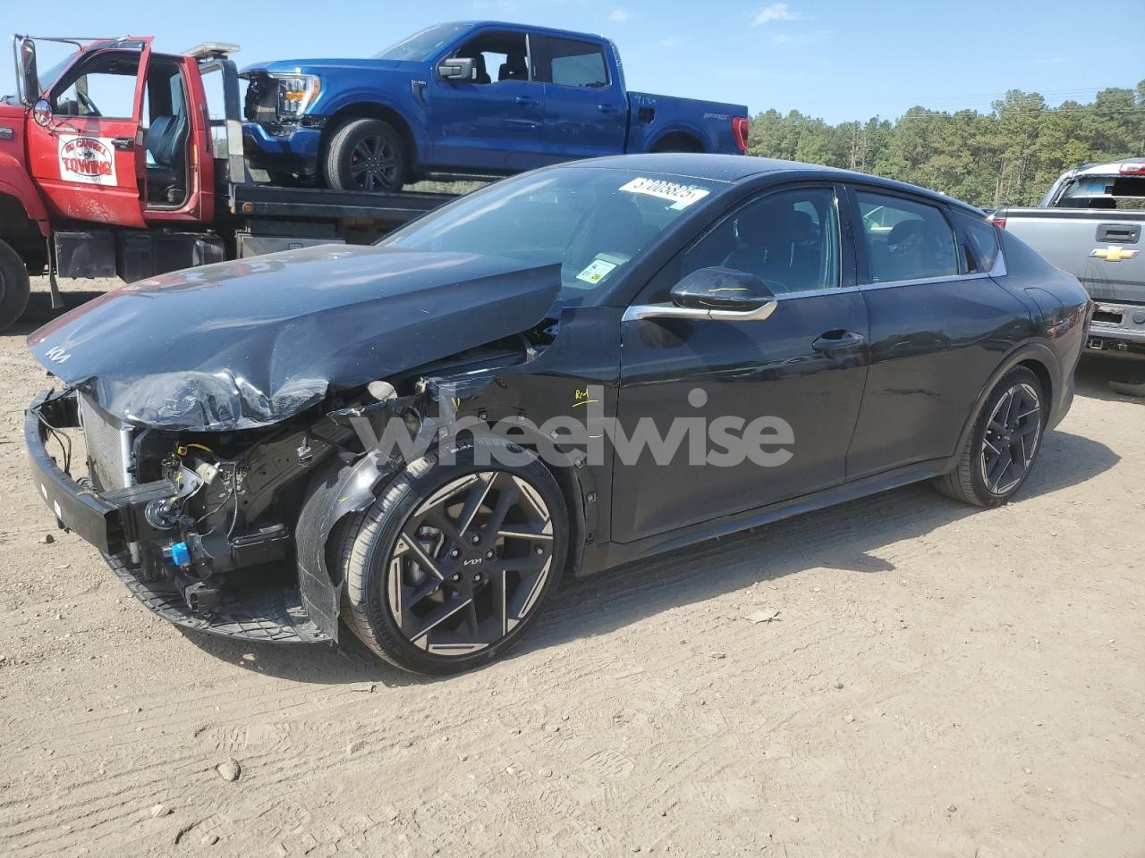 2025 KIA K4 GT LINE (VIN 3KPFW4DE5SE074448) main photo