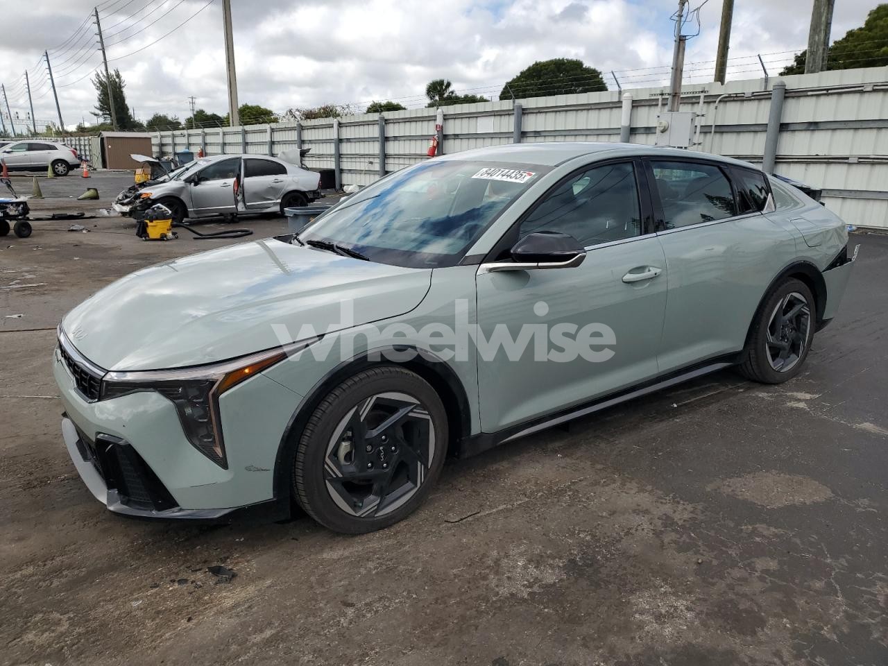 2025 KIA K4 GT LINE (VIN 3KPFW4DE6SE063166) main photo