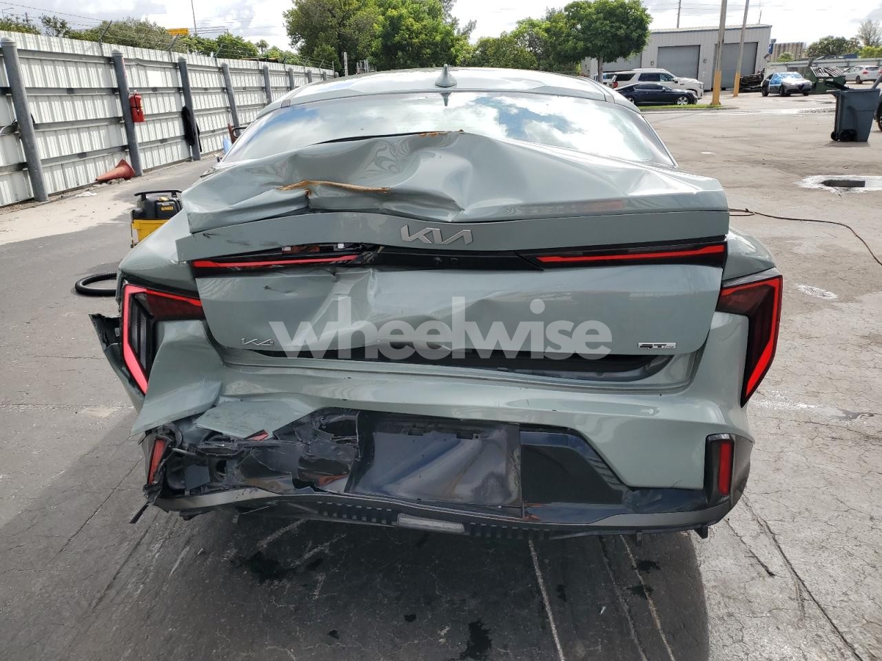 Photo 6 of 2025 KIA K4 GT LINE (VIN 3KPFW4DE6SE063166)