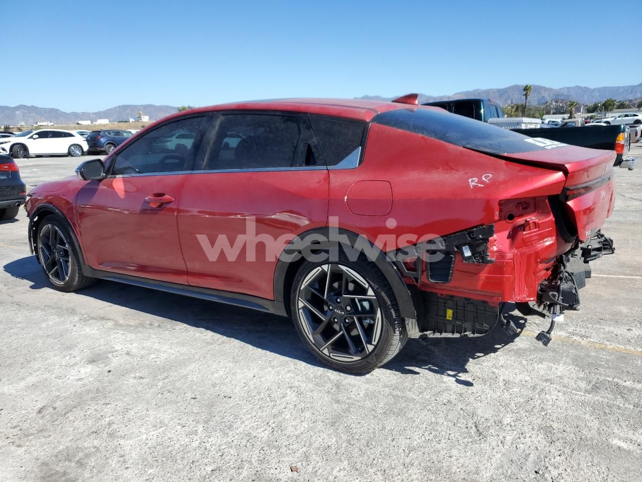 Photo 2 of 2025 KIA K4 GT LINE (VIN 3KPFW4DE7SE070062)