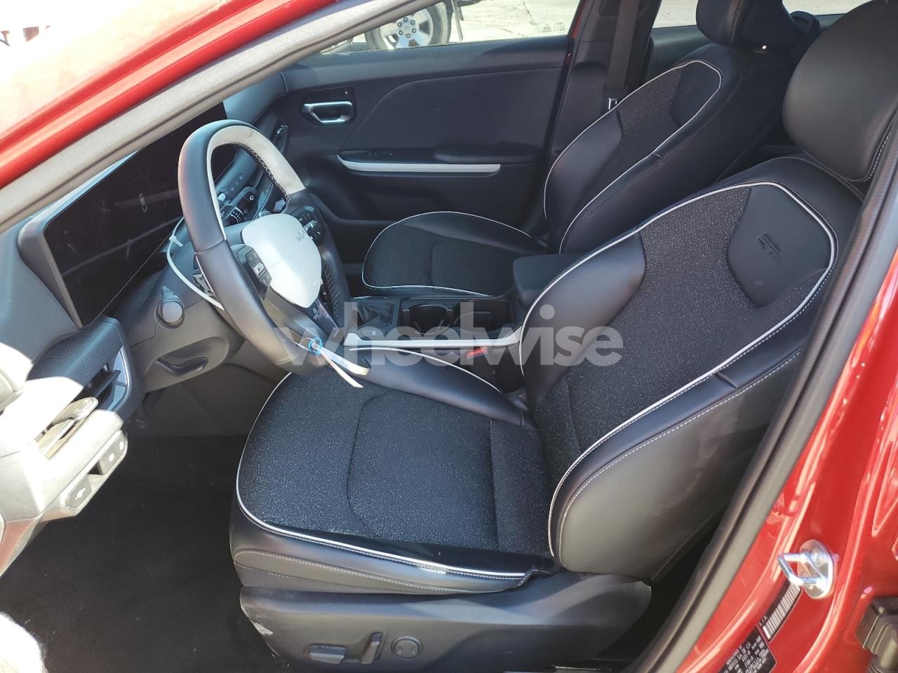 Photo 7 of 2025 KIA K4 GT LINE (VIN 3KPFW4DE7SE070062)