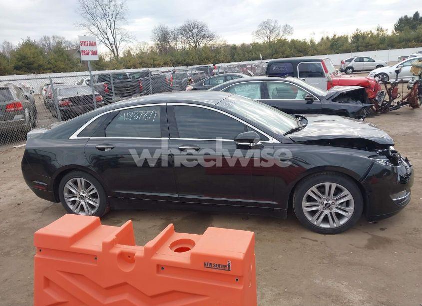 Photo 13 of 2014 Lincoln Mkz (VIN 3LN6L2G90ER832698)
