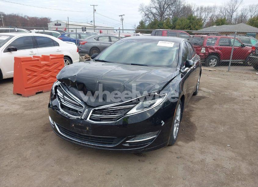 Photo 2 of 2014 Lincoln Mkz (VIN 3LN6L2G90ER832698)
