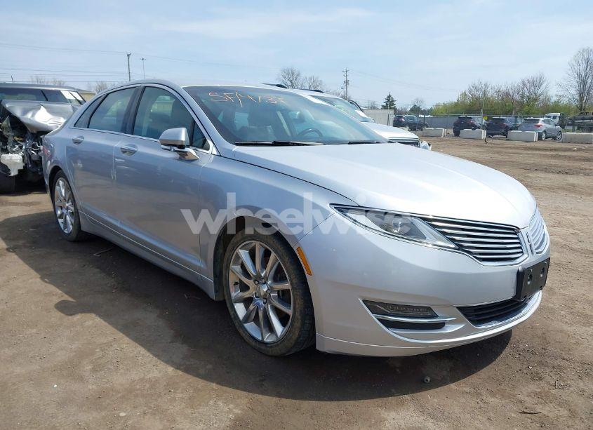 2016 Lincoln Mkz (VIN 3LN6L2G90GR625733) main photo