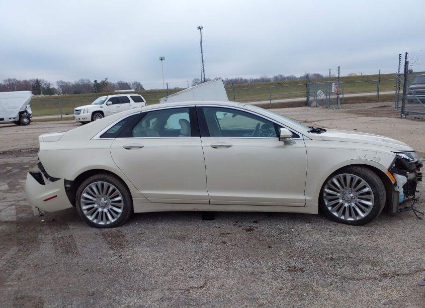Photo 14 of 2016 Lincoln Mkz (VIN 3LN6L2G92GR615110)
