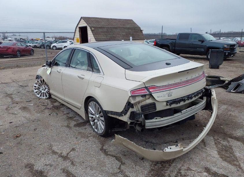 Photo 3 of 2016 Lincoln Mkz (VIN 3LN6L2G92GR615110)