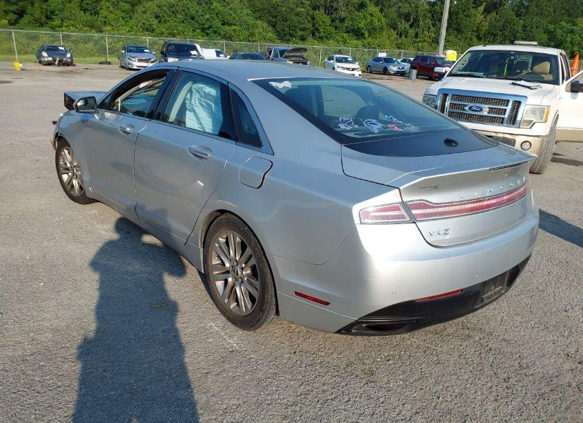 Photo 3 of 2013 Lincoln Mkz (VIN 3LN6L2G93DR810967)