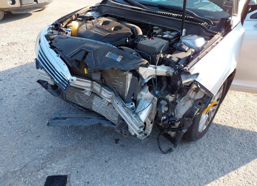 Photo 6 of 2013 Lincoln Mkz (VIN 3LN6L2G93DR810967)