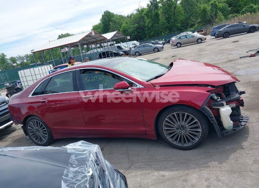 Photo 13 of 2014 Lincoln Mkz (VIN 3LN6L2G93ER802398)