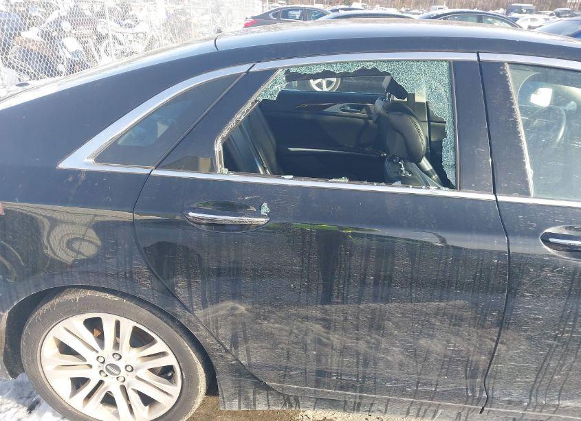 Photo 6 of 2016 Lincoln Mkz (VIN 3LN6L2G93GR602625)