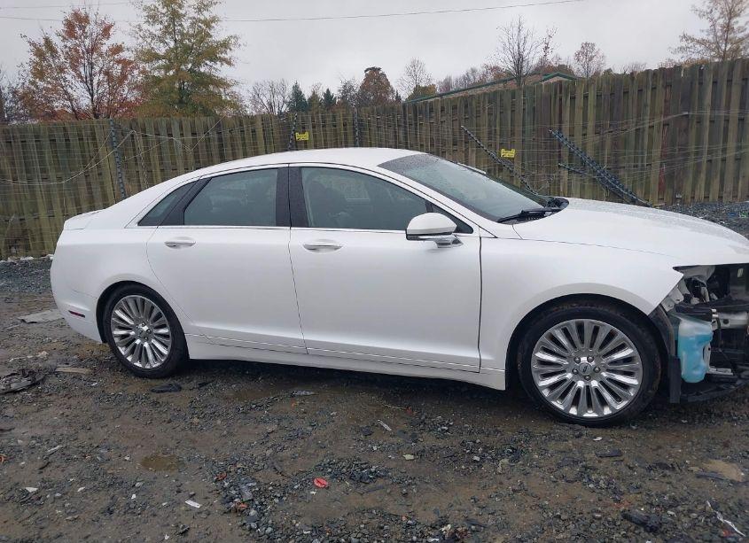 Photo 13 of 2016 Lincoln Mkz (VIN 3LN6L2G93GR618646)