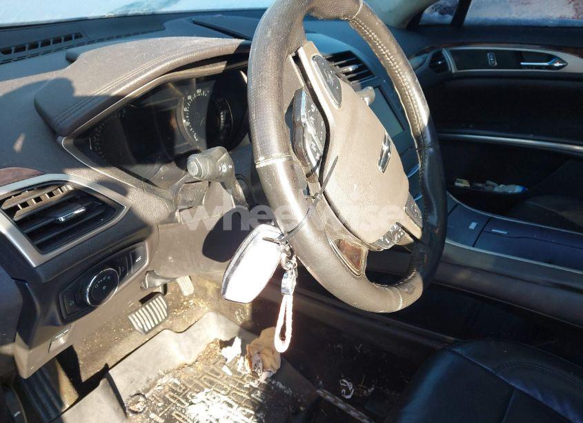 Photo 11 of 2014 Lincoln Mkz (VIN 3LN6L2G94ER822045)