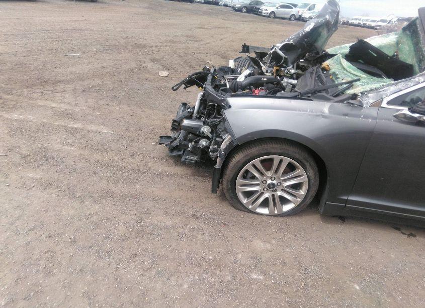 Photo 15 of 2015 Lincoln Mkz (VIN 3LN6L2G94FR618895)