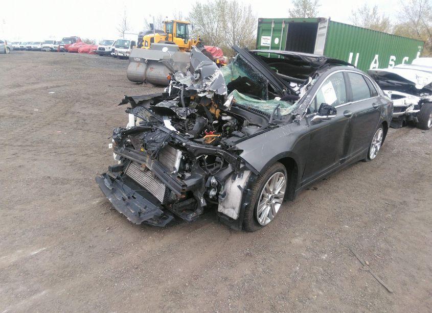 Photo 2 of 2015 Lincoln Mkz (VIN 3LN6L2G94FR618895)