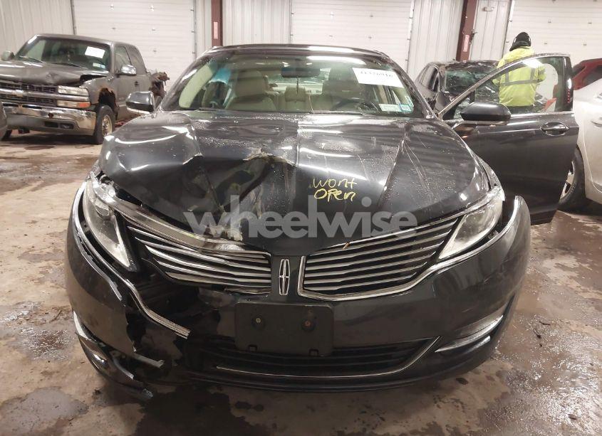 Photo 10 of 2013 Lincoln Mkz (VIN 3LN6L2G95DR812770)