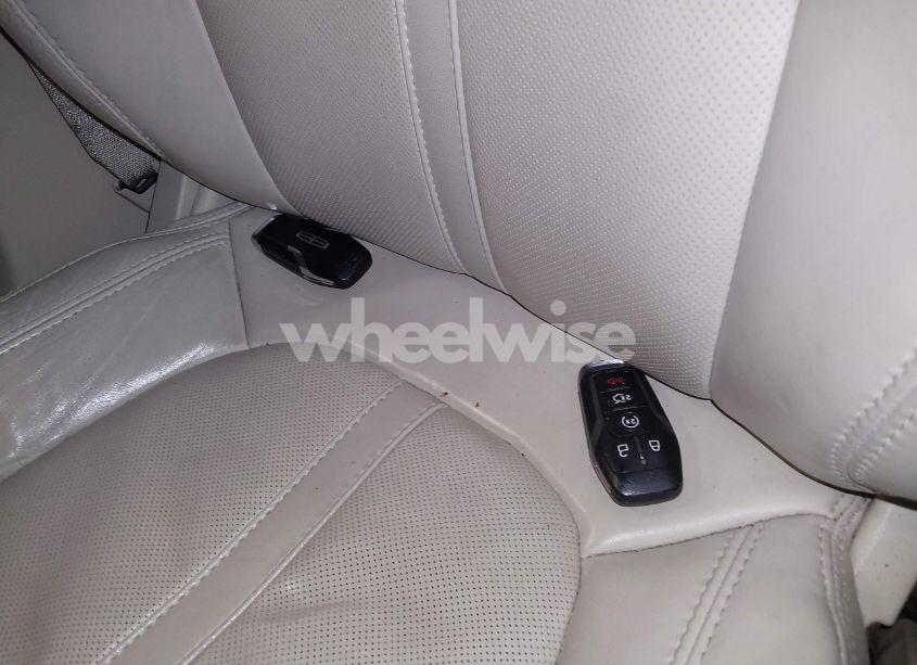 Photo 11 of 2013 Lincoln Mkz (VIN 3LN6L2G95DR812770)