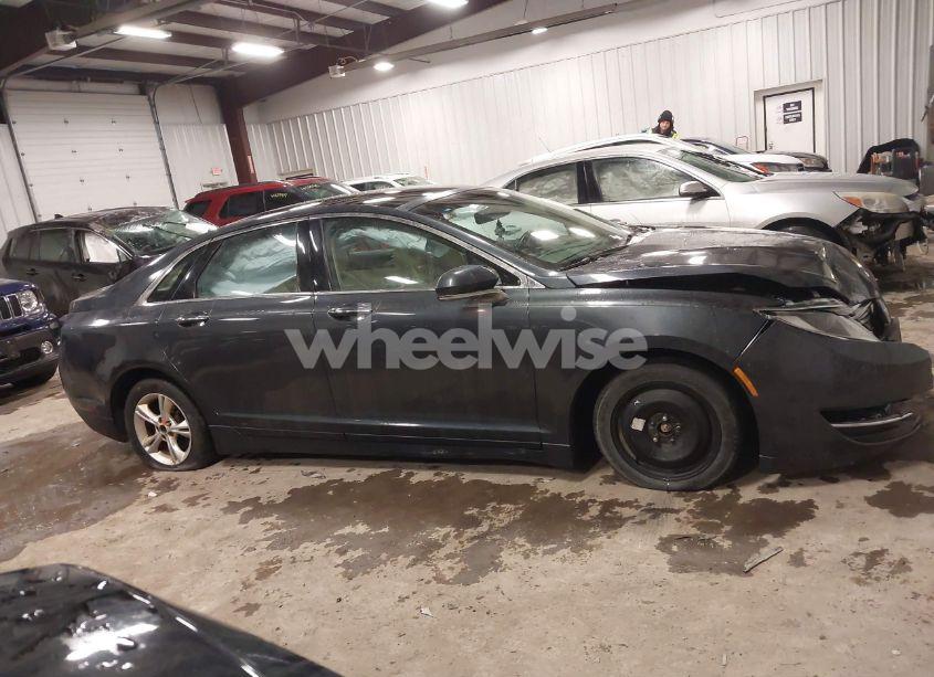 Photo 13 of 2013 Lincoln Mkz (VIN 3LN6L2G95DR812770)