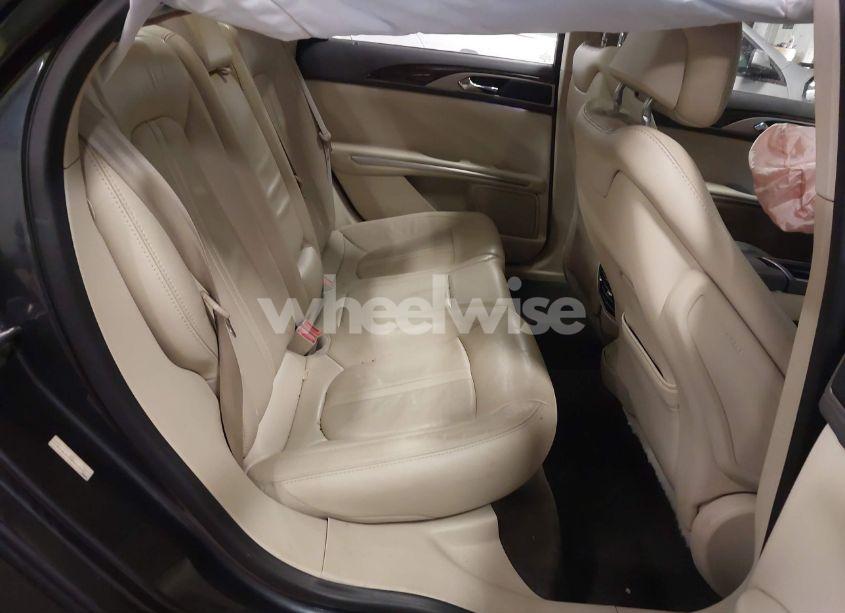 Photo 8 of 2013 Lincoln Mkz (VIN 3LN6L2G95DR812770)