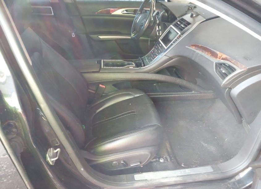 Photo 5 of 2014 Lincoln Mkz (VIN 3LN6L2G95ER807165)