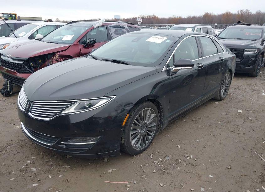Photo 2 of 2013 Lincoln Mkz (VIN 3LN6L2G96DR802796)