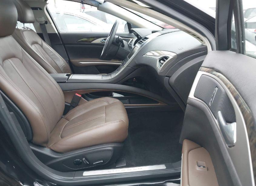 Photo 5 of 2013 Lincoln Mkz (VIN 3LN6L2G96DR802796)