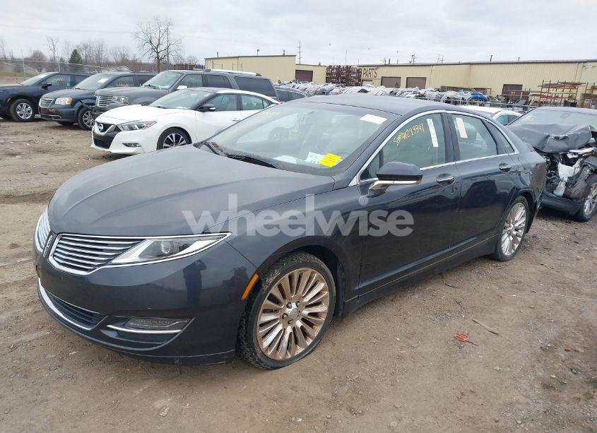 Photo 2 of 2014 Lincoln Mkz (VIN 3LN6L2G96ER800550)