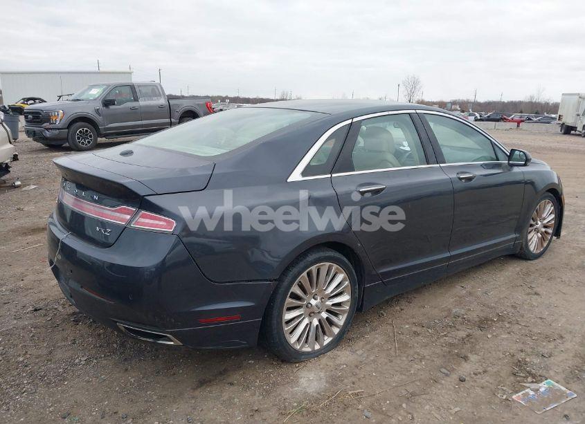 Photo 4 of 2014 Lincoln Mkz (VIN 3LN6L2G96ER800550)