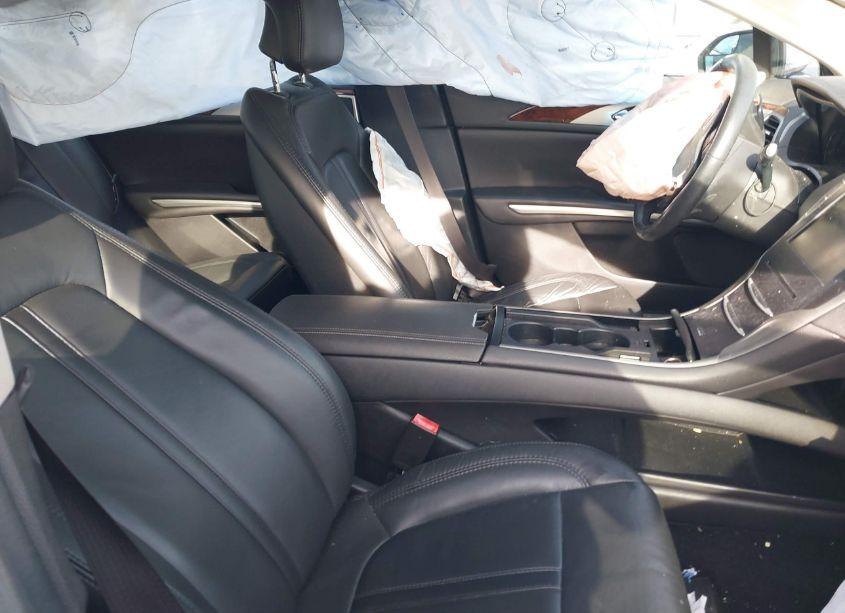 Photo 5 of 2014 Lincoln Mkz (VIN 3LN6L2G96ER812309)