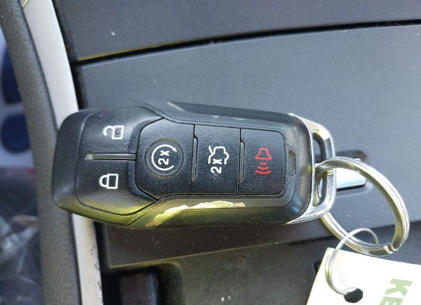 Photo 11 of 2014 Lincoln Mkz (VIN 3LN6L2G98ER808035)