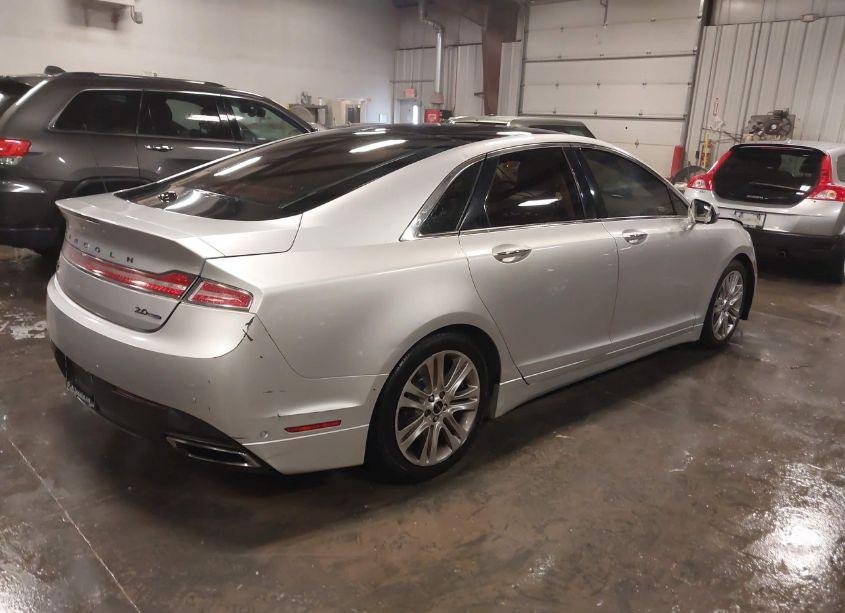 Photo 4 of 2014 Lincoln Mkz (VIN 3LN6L2G98ER820640)