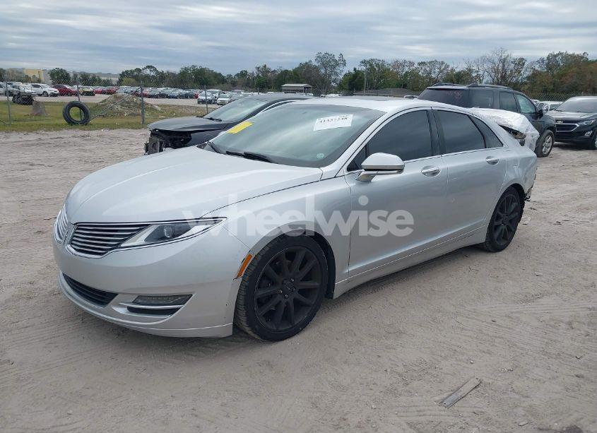 Photo 2 of 2014 Lincoln Mkz (VIN 3LN6L2G99ER808853)