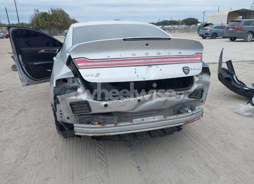 Photo 6 of 2014 Lincoln Mkz (VIN 3LN6L2G99ER808853)