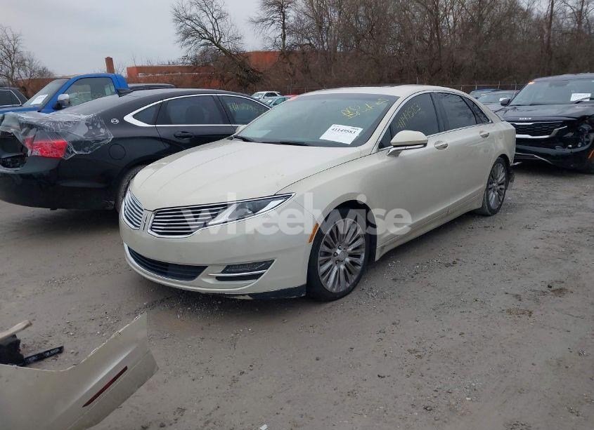 Photo 2 of 2016 Lincoln Mkz (VIN 3LN6L2G99GR630218)