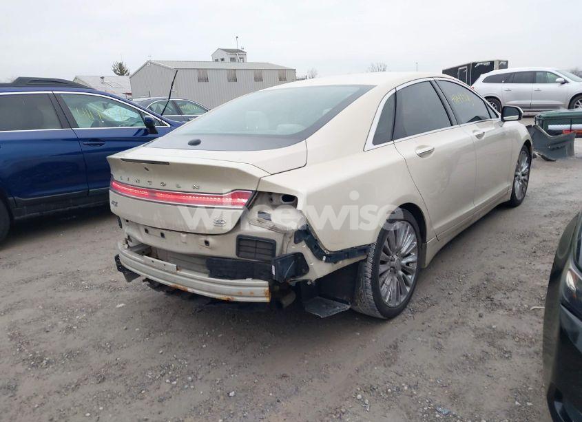 Photo 4 of 2016 Lincoln Mkz (VIN 3LN6L2G99GR630218)