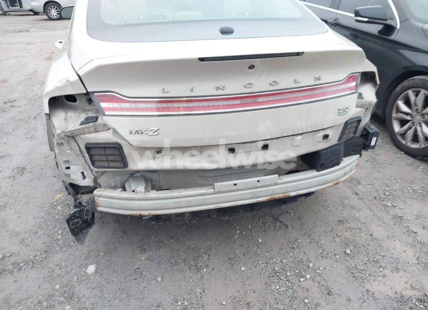 Photo 6 of 2016 Lincoln Mkz (VIN 3LN6L2G99GR630218)